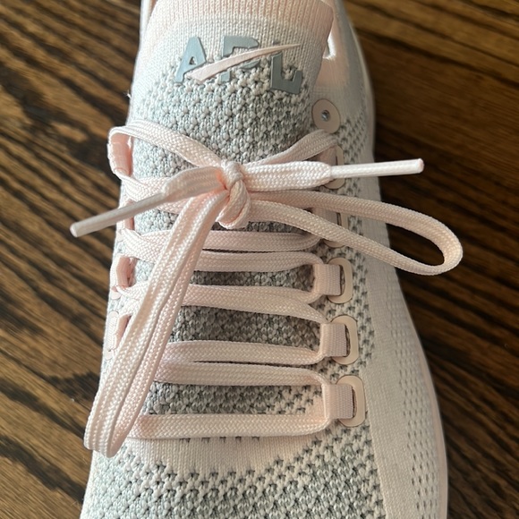 APL Women’s Techloom Breeze - Picture 10 of 11